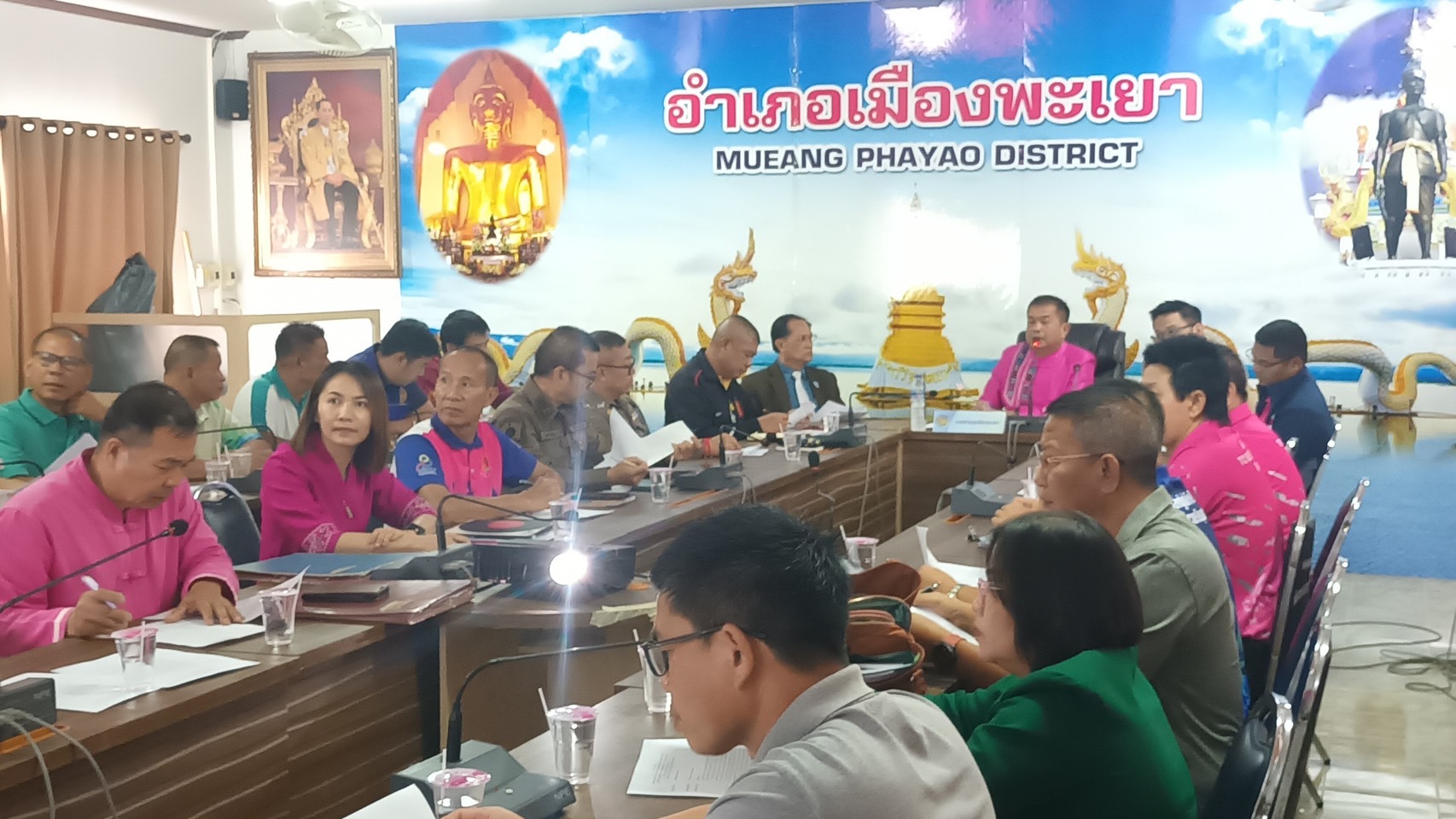 ประชุมเตรียมความพร้อมกิจกรรมเดิน วิ่ง ปั่น ธงตราสัญลักษณ์งานเฉลิมพระเกียรติพระบาทสมเด็จพระเจ้าอยู่หัว เนื่องในโอกาสพระราชพิธีมหามงคลเฉลิมพระชนมพรรษา 6 รอบ 28 กรกฎาคม 2567